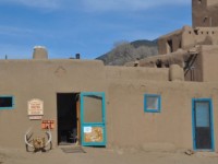 0841_taos_pueblo