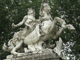 statue_equestre_bernin_girardon_nruaux_02