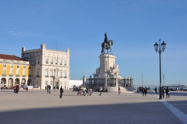 03_praca_comercio