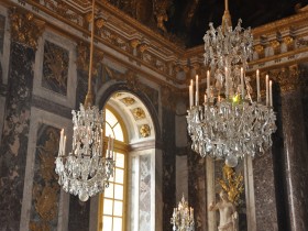 galerie_glaces_lustres_versailles_nruaux